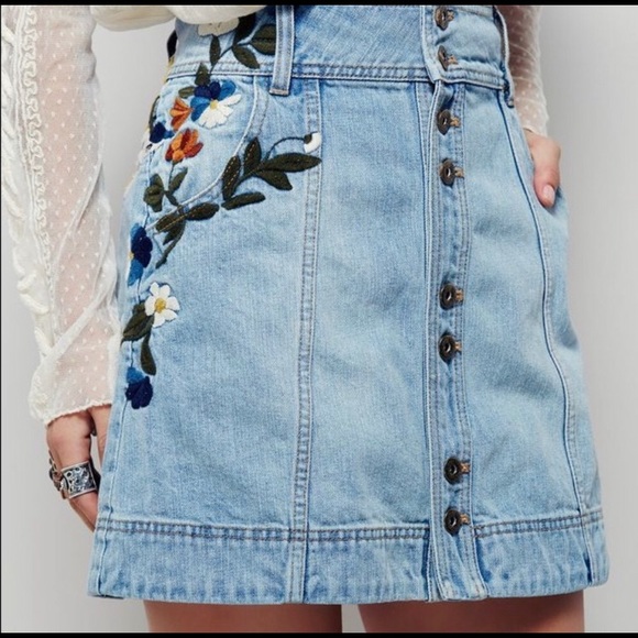 Free People Dresses & Skirts - Free People Embroidered Denim Skirt